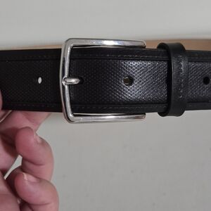 Cole Haan Genuine Leather Textured Men's Black Silver Hardware Belt Size 42